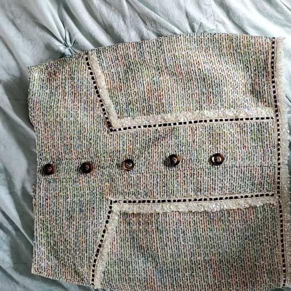 Suit - multi color with Gold Threading - Picture 4 of 6